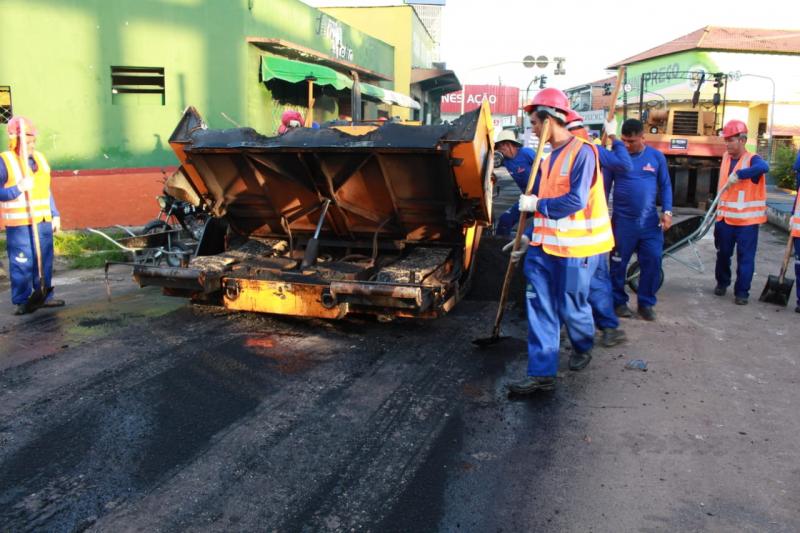 Governo do Estado e Prefeitura retomam recapeamento asfáltico em Parintins