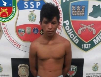 Polícia Militar prende homem com simulacro de arma de fogo em Parintins