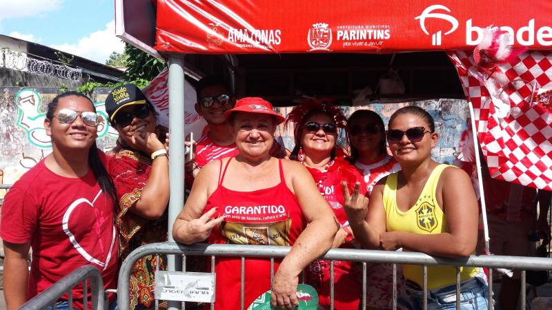 Torcedores encarnados vão para fila as 05h30min para garantir os primeiros lugares