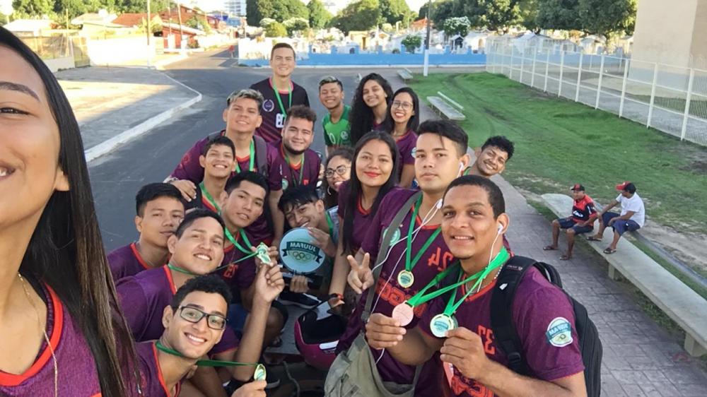 Campeões do Juufam são homenageados em Parintins Campeões do Juufam são homenageados em Parintins