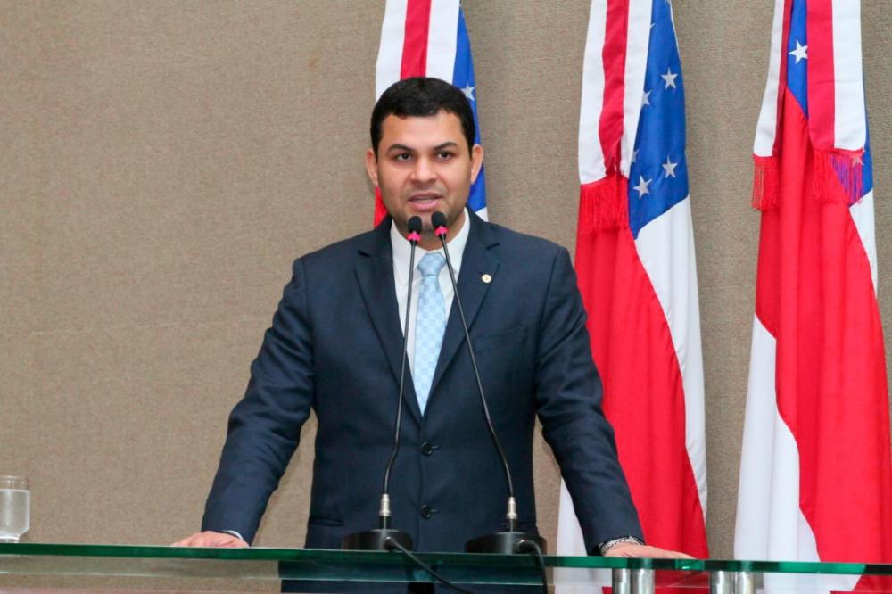 Aleam aprova PL de Saullo que garante prioridade na emissão de laudo a vítimas de violência doméstica pelo IML Aleam aprova PL de Saullo que garante prioridade na emissão de laudo a vítimas de violência doméstica pelo IML