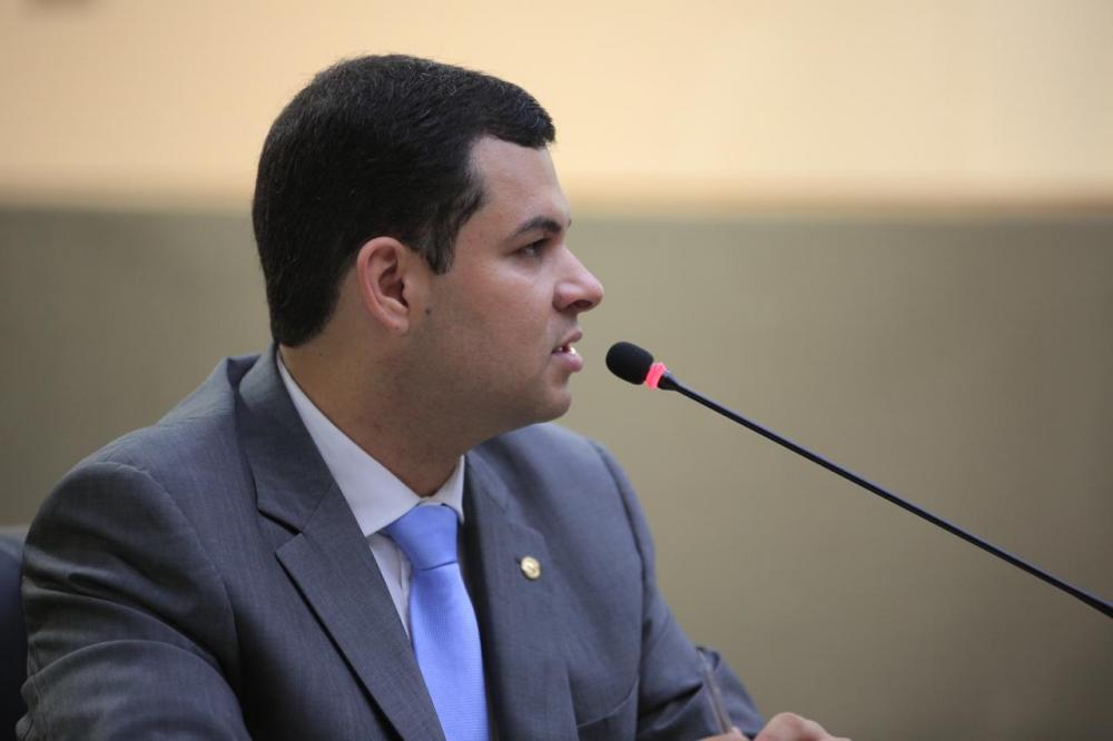 Saullo Vianna propõe debates propositivos para busca de soluções na Saúde do AM Saullo Vianna propõe debates propositivos para busca de soluções na Saúde do AM