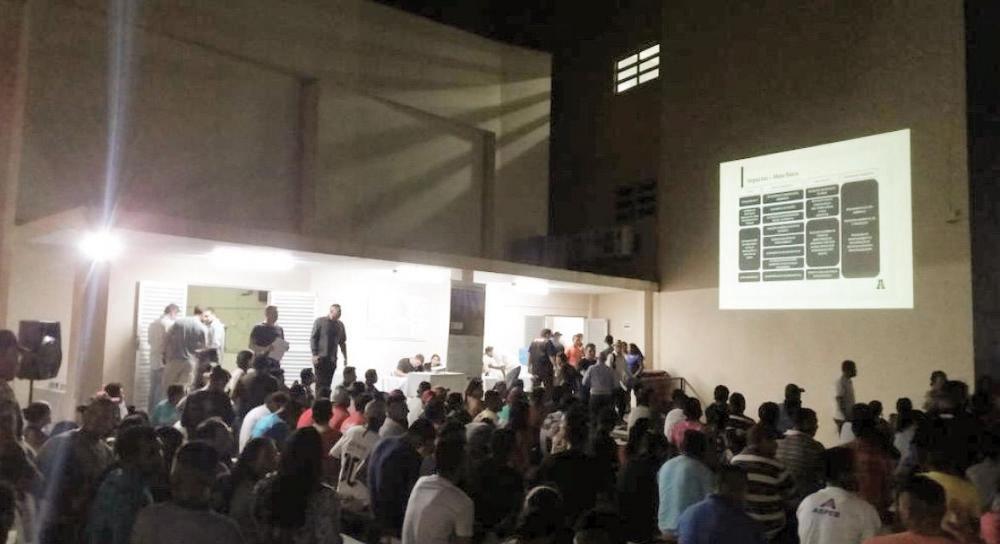Populares marcam presença forte na Audiência Pública sobre Linhão de Tucuruí em Parintins Populares marcam presença forte na Audiência Pública sobre Linhão de Tucuruí em Parintins