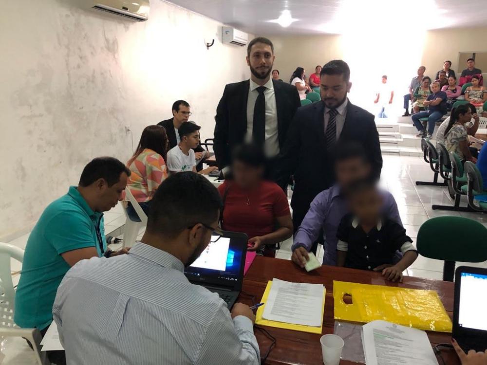 Após um ano e meio sem ver o filho, mãe que mora em Parintins, tem o direito garantido após intervenção da Defensoria em Urucará Após um ano e meio sem ver o filho, mãe que mora em Parintins, tem o direito garantido após intervenção da Defensoria em Urucará