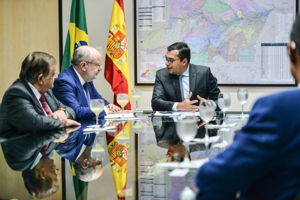 Wilson Lima discute cooperação em reunião com embaixador espanhol Wilson Lima discute cooperação em reunião com embaixador espanhol