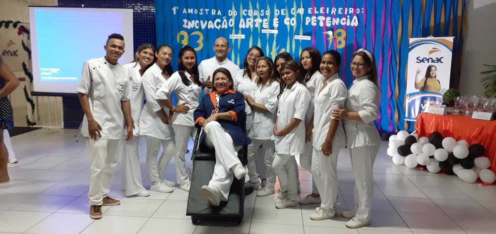 Projeto para trabalhar a autoestima dos garis e pensamento empreendedor marcam a 1ª Amostra do curso Cabeleireiro do Senac