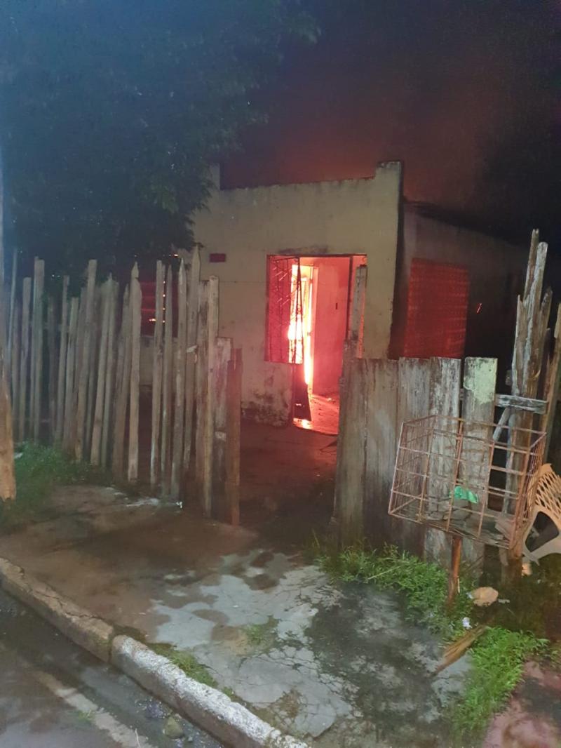PM atende ocorrência de incêndio criminoso em Parintins
