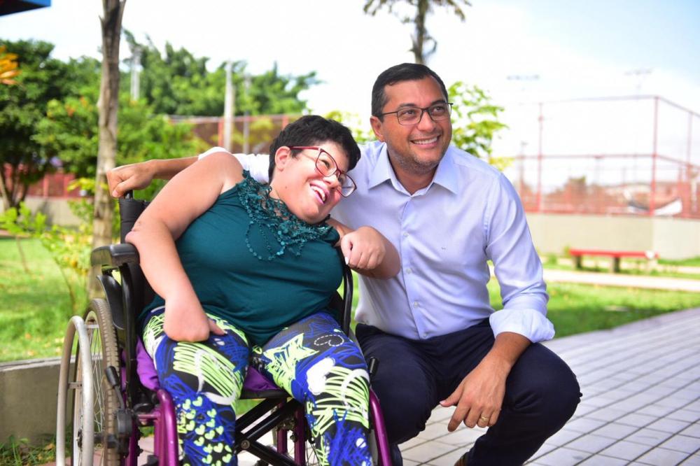 Wilson Lima reforça compromisso com a inclusão social durante entrega de 250 cadeiras de rodas universais