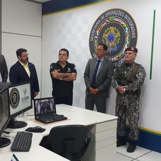 Em Manaus, general Theophilo visita instalações do Centro Integrado de Inteligência do Norte