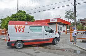 Despida e sangrando, mulher é encontrada jogada em rua de Manaus