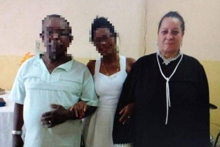 Dona de cartório falso é presa após realizar casamentos ilegais