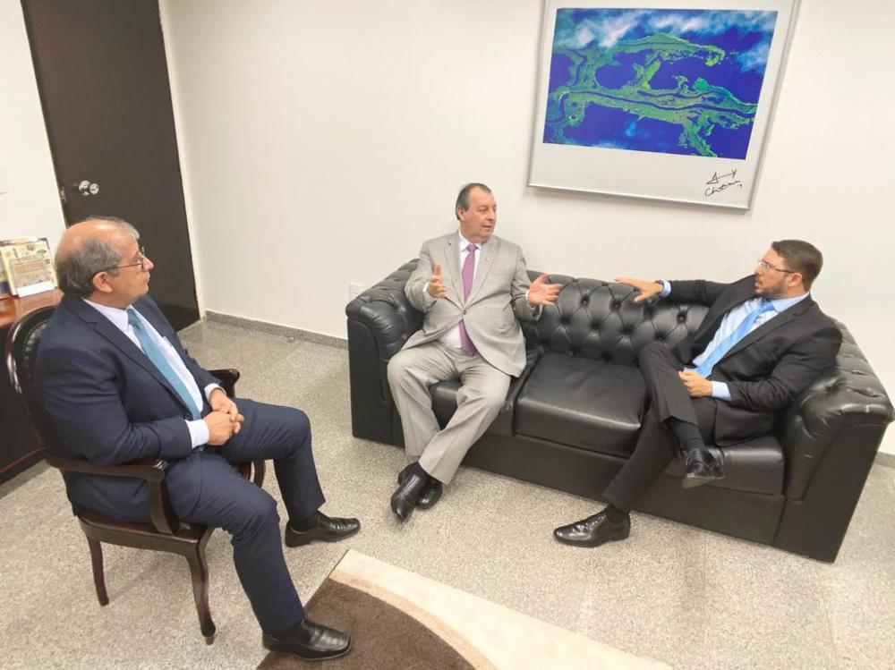Amazonas intensifica vigília sobre a reforma tributária e o ingresso de recursos com emendas parlamentares