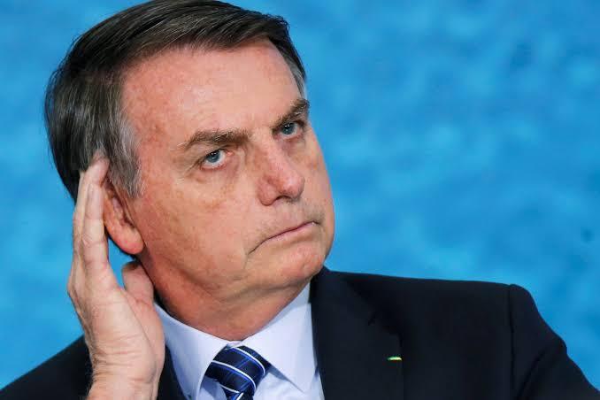 Ministro do STF manda PGR analisar pedido de denúncia contra Bolsonaro