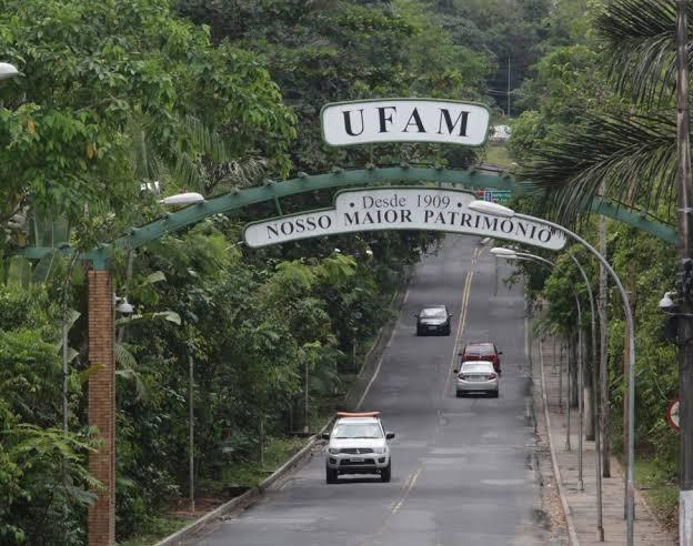Ufam irá pagar auxílio de R$600 para estudantes durante suspensão das aulas