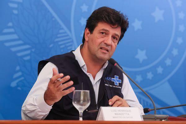 Brasil tem 800 mortes e 15.927 casos confirmados de coronavírus