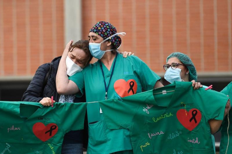 Espanha tem menor número de mortes por coronavírus em 19 dias