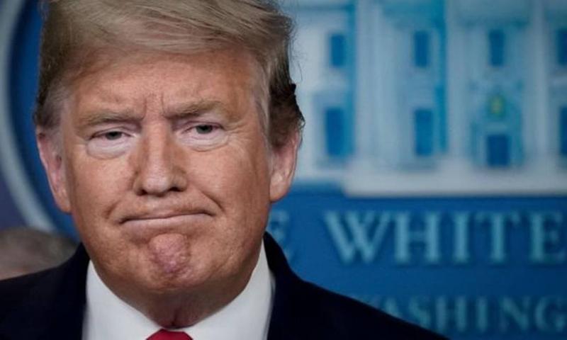 Trump ordena que seu nome apareça impresso nos cheques de ajuda aos cidadãos por coronavírus