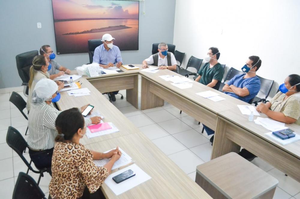 Comitê de combate ao coronavírus de Parintins celebra sete altas de pacientes de COVID-19