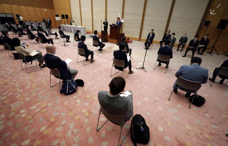 Japão prorrogou o estado de emergência no país até o fim de maio