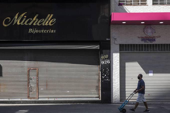 Crise do coronavírus pode tirar até R$ 500 bi do consumo