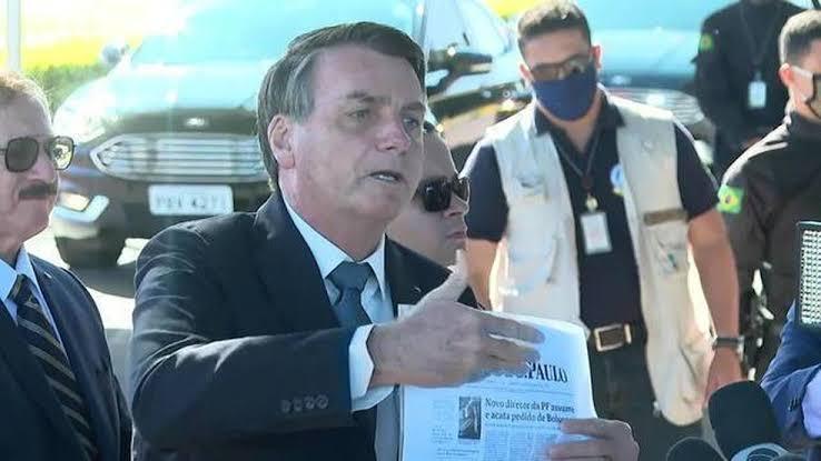 Justiça Federal dá 72 horas para Bolsonaro explicar mudança no comando da PF no Rio
