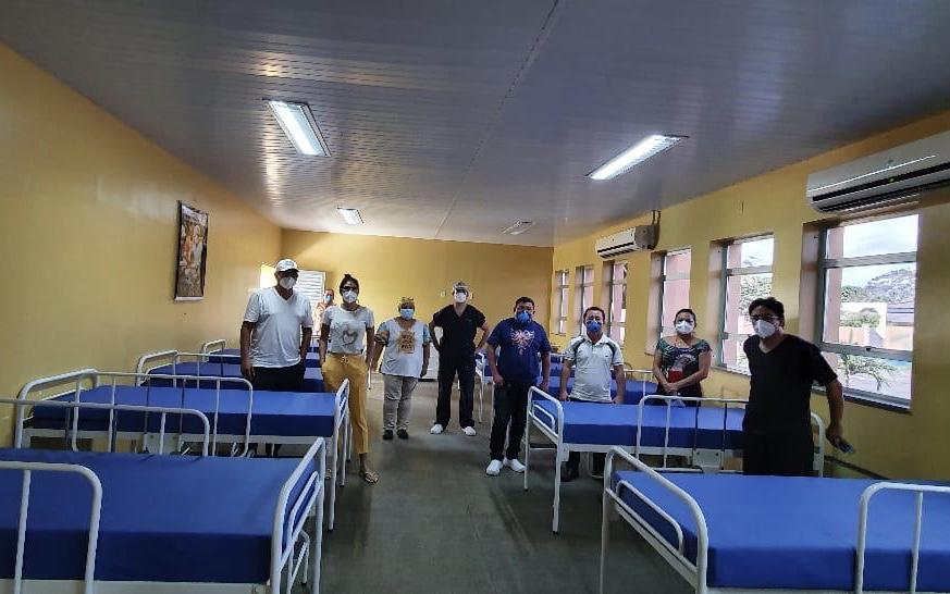 Prefeitura de Parintins implanta mais leitos para combate ao coronavírus 