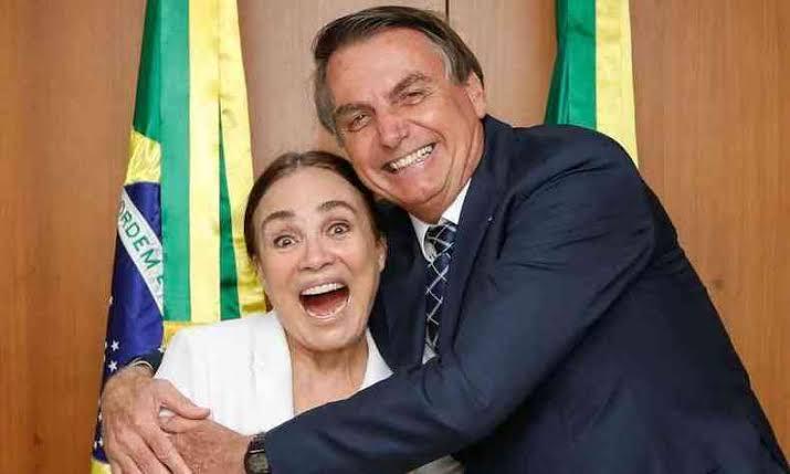 Regina Duarte deixa comando da secretaria especial de Cultura 