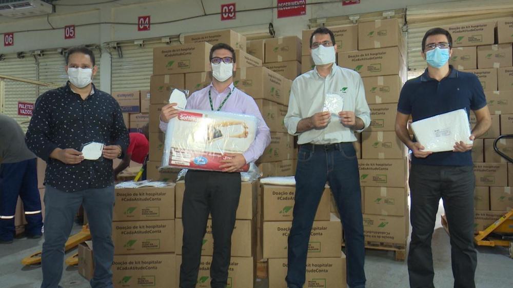 Governo do Amazonas recebe mais de 140 mil EPIs e materiais de empresas privadas Governo do Amazonas recebe mais de 140 mil EPIs e materiais de empresas privadas
