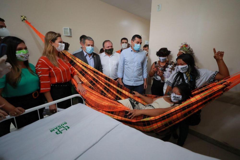 Amazonas inaugura primeira ala indígena para tratamento de Covid-19 do Brasil Amazonas inaugura primeira ala indígena para tratamento de Covid-19 do Brasil