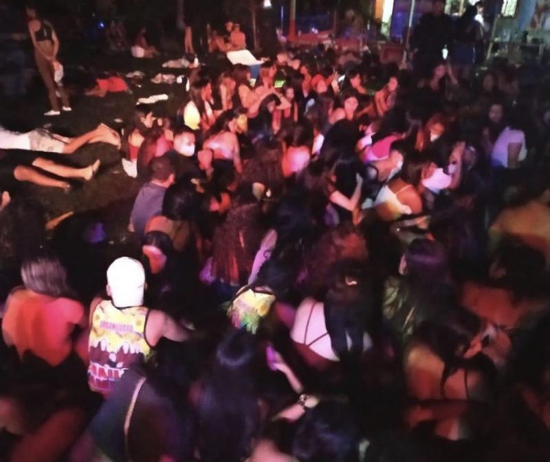 PM encerra festa ilegal com mais de mil pessoas em Manaus
