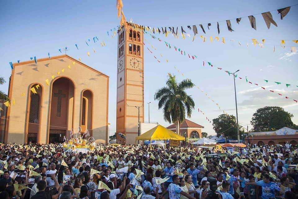 “Maria, mãe da consolação e da esperança” é o tema da Festa de N. S. do Carmo 2020 “Maria, mãe da consolação e da esperança” é o tema da Festa de N. S. do Carmo 2020