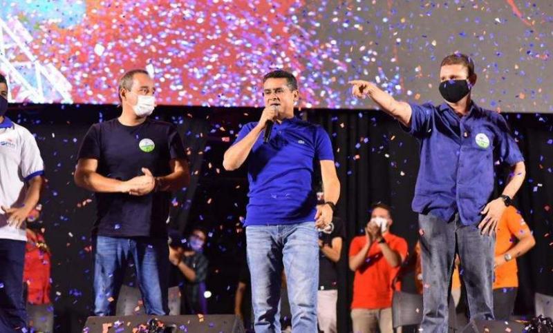 Em convenção drive-in, Avante confirma candidatura de David e Rotta à prefeitura de Manaus