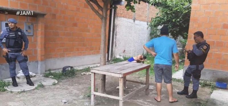 Homem se passava por mulher nas redes sociais e atraía adolescentes em Manaus