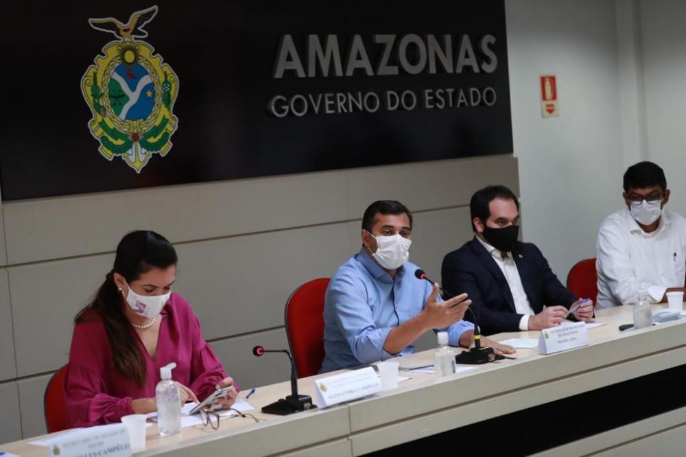 Bares e casas de show poderão funcionar como restaurante a partir de 1º de dezembro em Manaus