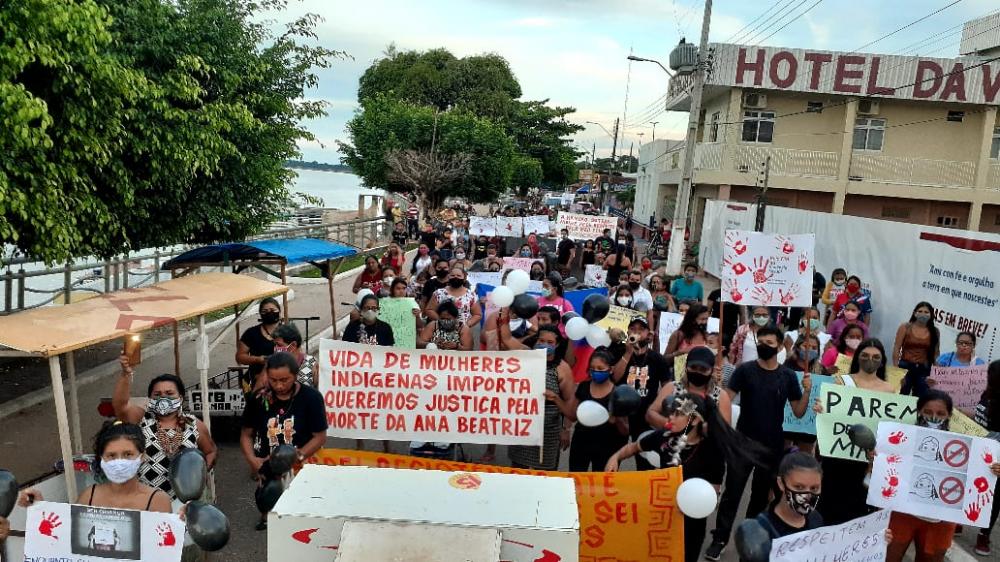 Acusados de abusar e matar criança indígena são soltos e população vai às ruas pedir justiça