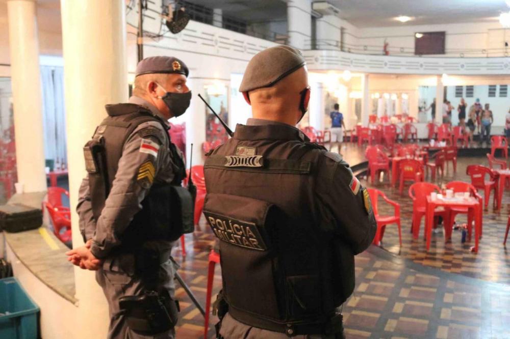 Festas clandestinas e estabelecimentos são fechados durante fiscalizações em Manaus