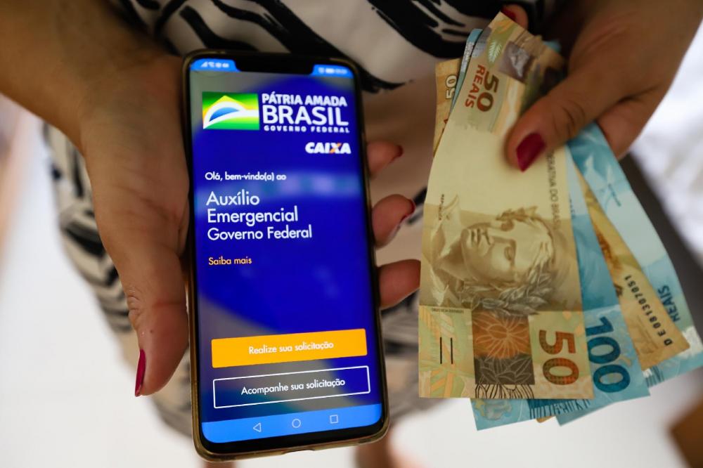 Último auxílio de R$ 600 ou R$ 300 começa ser pago nesta quinta (10)