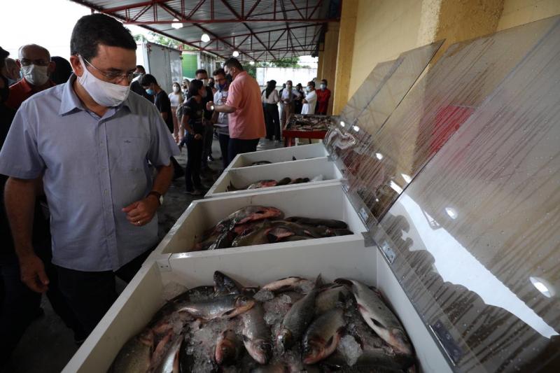 Governo do Amazonas inicia distribuição de pescado para pessoas em situação de vulnerabilidade social.