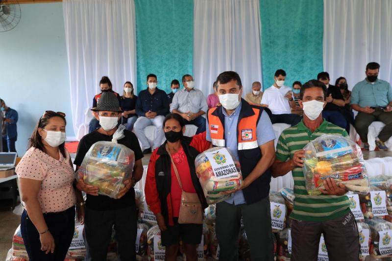 Governador Wilson Lima entrega investimentos para setor primário em Codajás