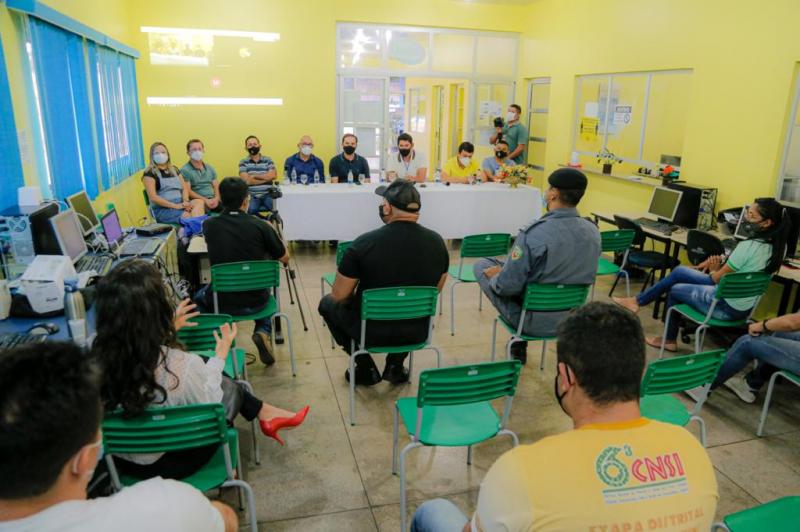 Em Parintins, comitê flexibiliza toque de recolher e libera esportes coletivos
