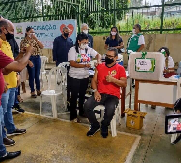 Profissionais da Educação de 32 municípios já receberam primeira dose de vacina contra Covid-19