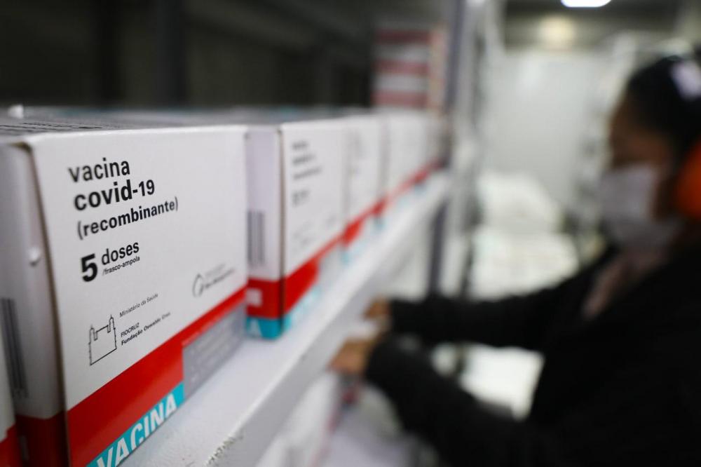Governo do Amazonas recebe mais 88.250 doses de vacinas contra a Covid-19