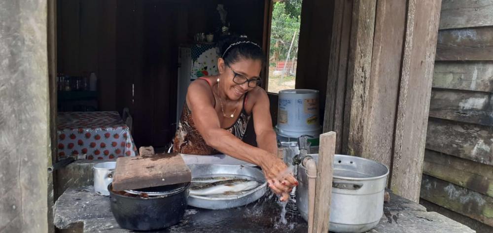 Comunidades da zona rural de Parintins recebem água de qualidade em suas torneiras
