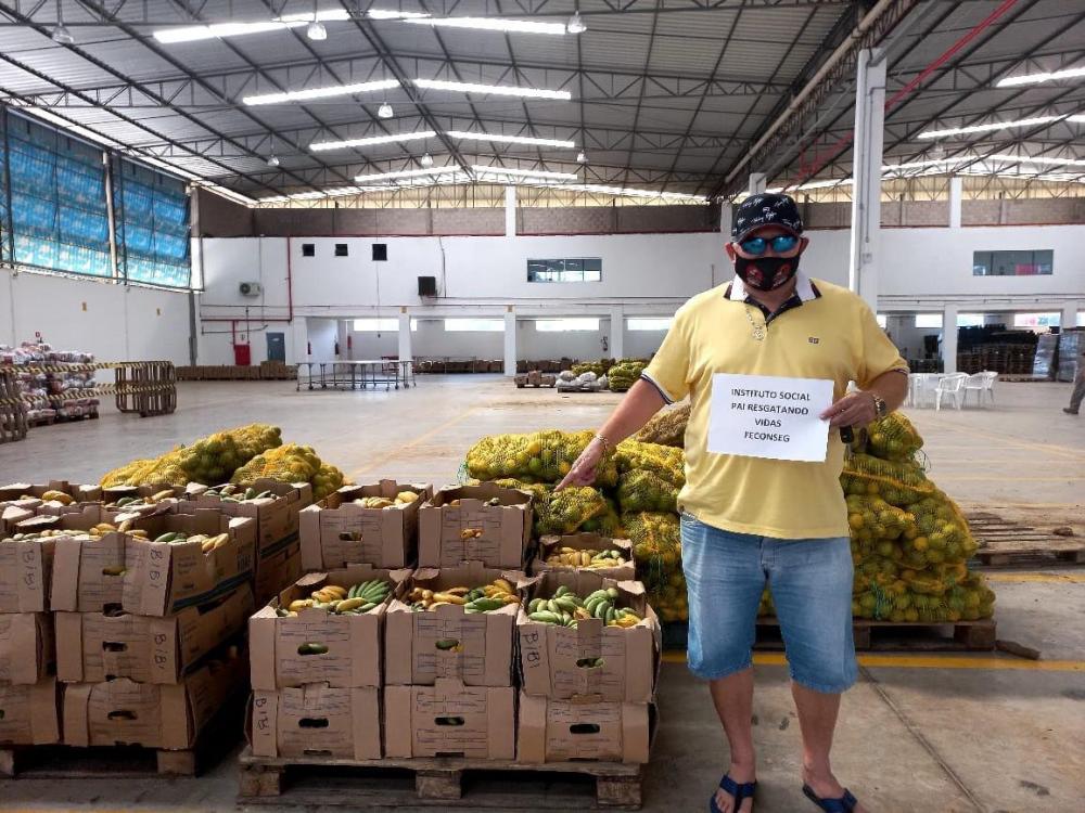 Governo do Amazonas distribui 50 toneladas de alimentos e beneficia 3.500 famílias por meio da Seas e ADS