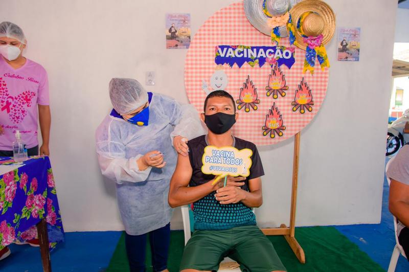 Em Nhamundá, adultos de 35 à 39 anos começam a ser vacinados