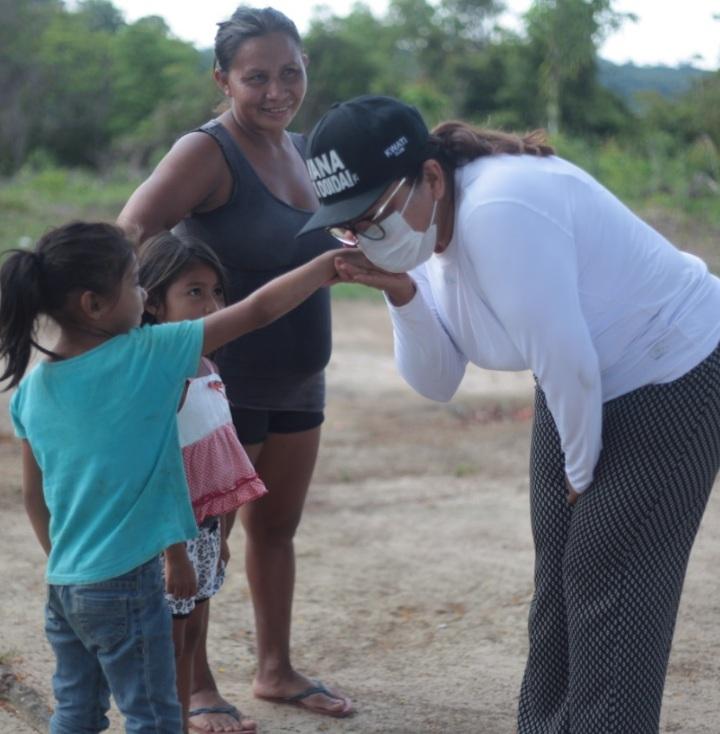Vereadora Márcia Baranda se solidariza à família de criança assassinada em comunidade rural de Parintins e destaca a importância de políticas públicas voltadas à proteção das crianças 