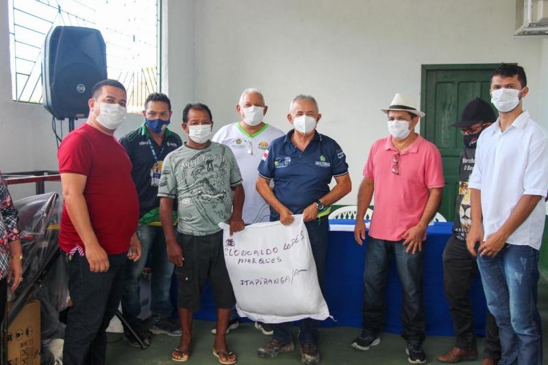 Governo do Amazonas incentiva atividade de pesca de Itapiranga com mais de R$ 190 mil em investimentos