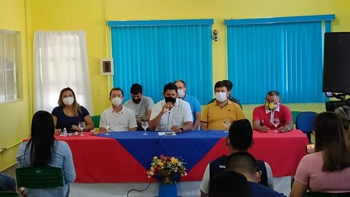 Prefeitura de Parintins anuncia vacinação a população parintinense a partir de 18 anos