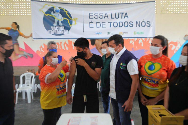 Wilson Lima destaca que 53 municípios vacinam toda população adulta com apoio do Governo do Amazonas 