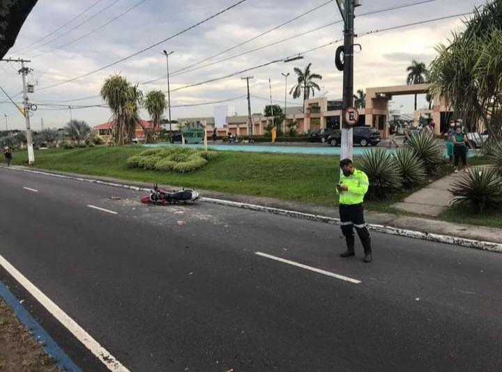 Idoso morre atropelado ao tentar atravessar Avenida Efigênio Salles, em Manaus